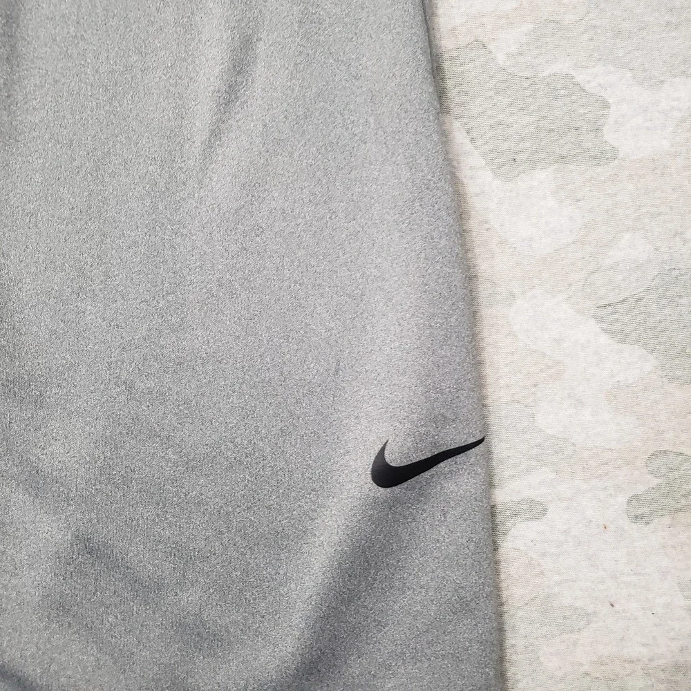 Nike Pants Womens Medium Gray Thermal Training Fleece Pockets Drawstring